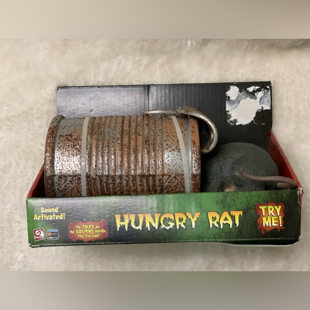 2005 Gemmy Halloween Sound Activated Hungry Rat in Can Animated